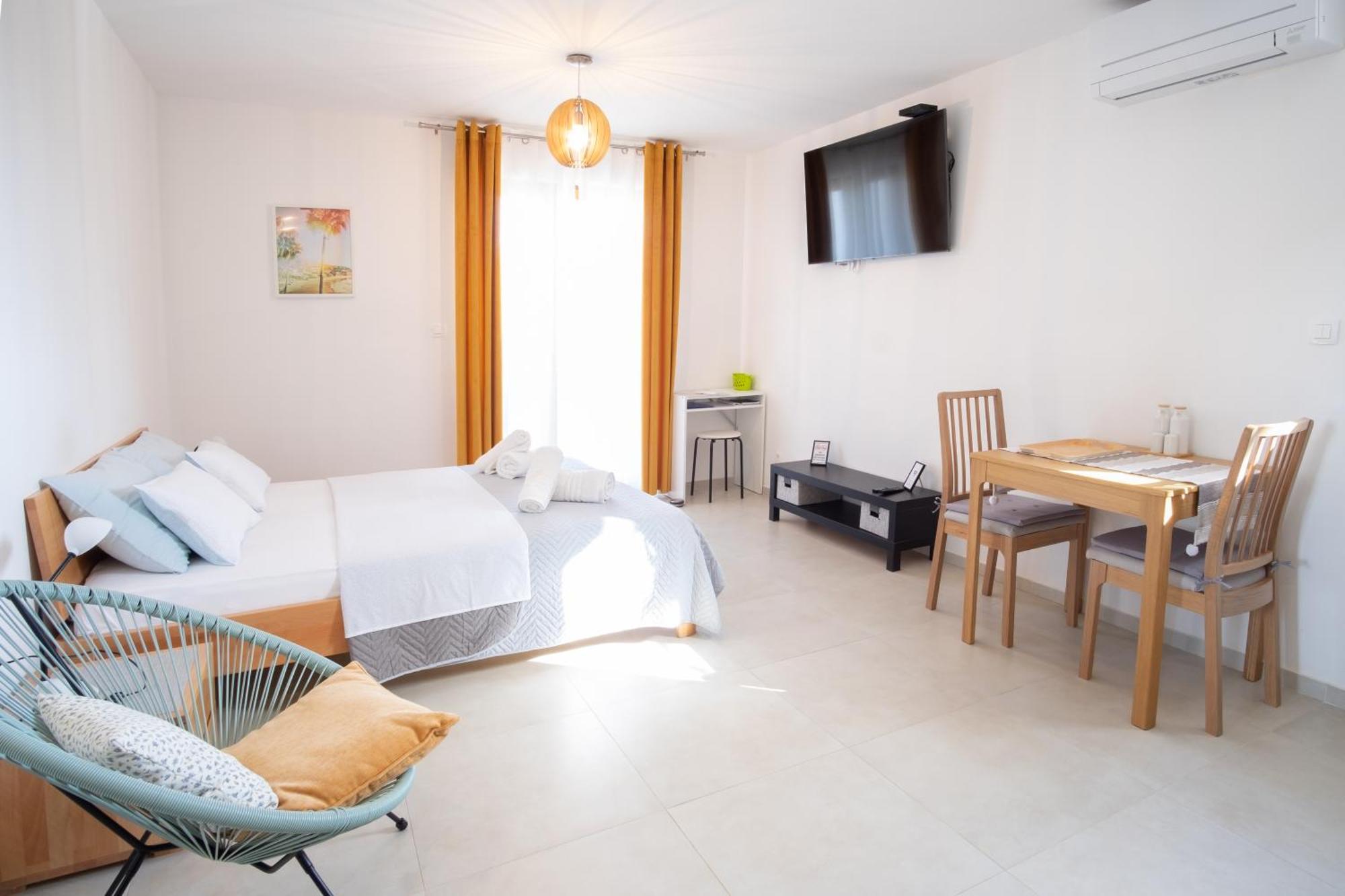 Apartments Grape Pirovac Kültér fotó