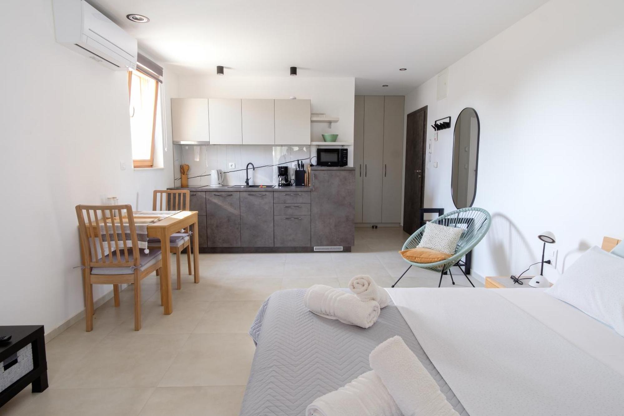 Apartments Grape Pirovac Kültér fotó
