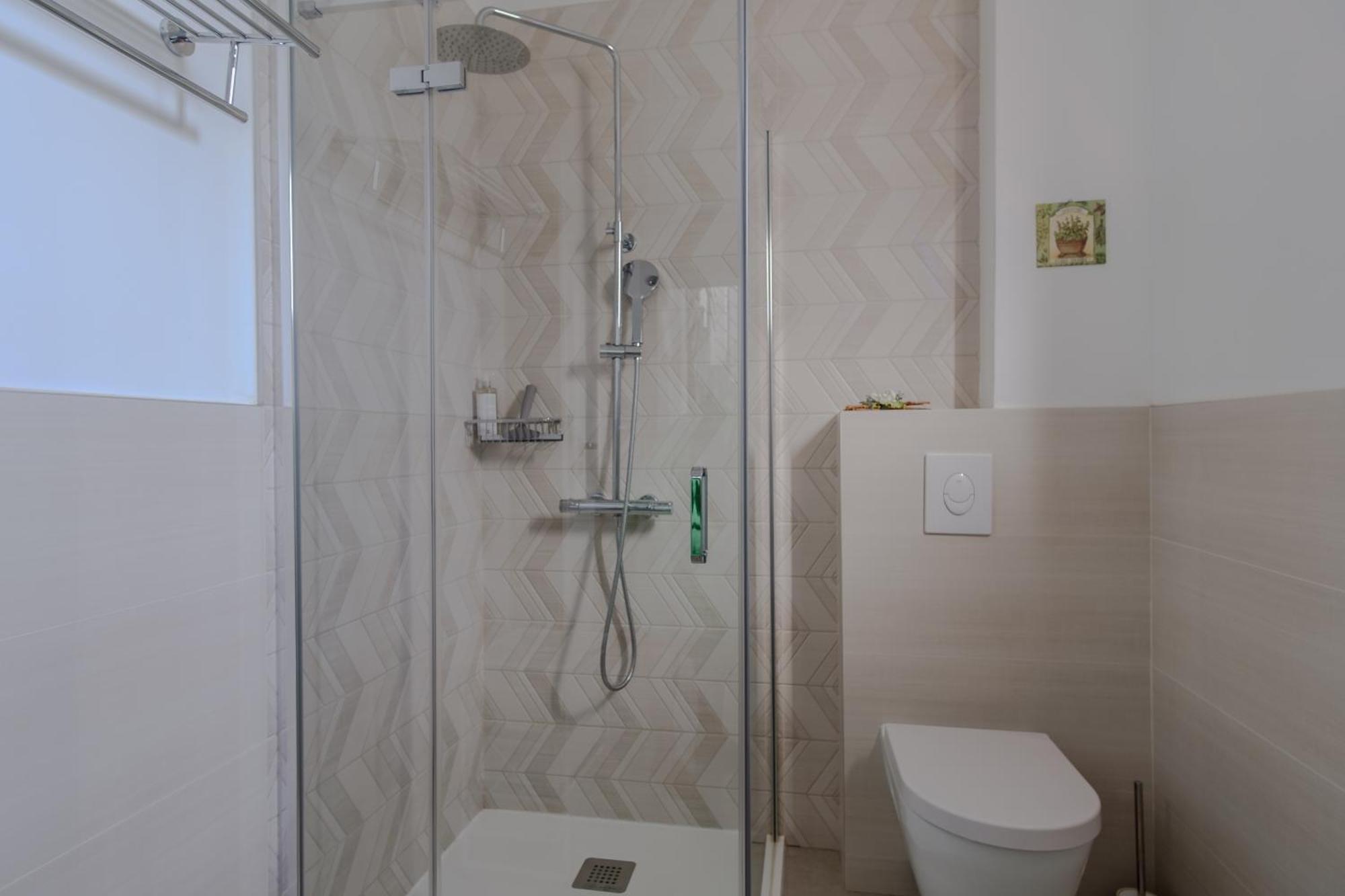 Apartments Grape Pirovac Kültér fotó