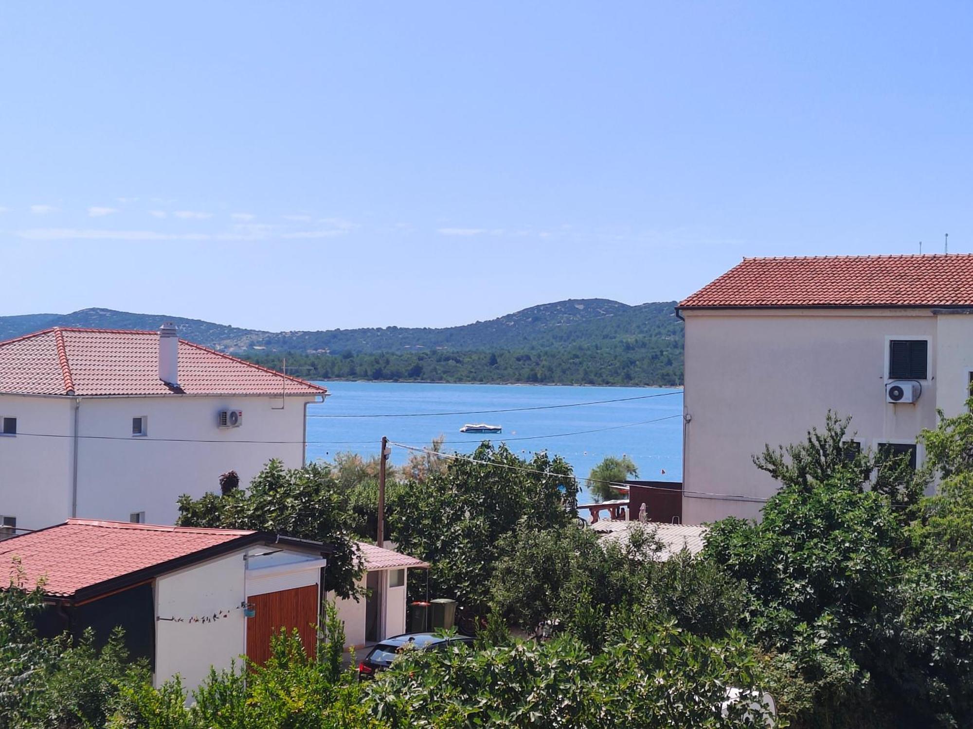Apartments Grape Pirovac Kültér fotó